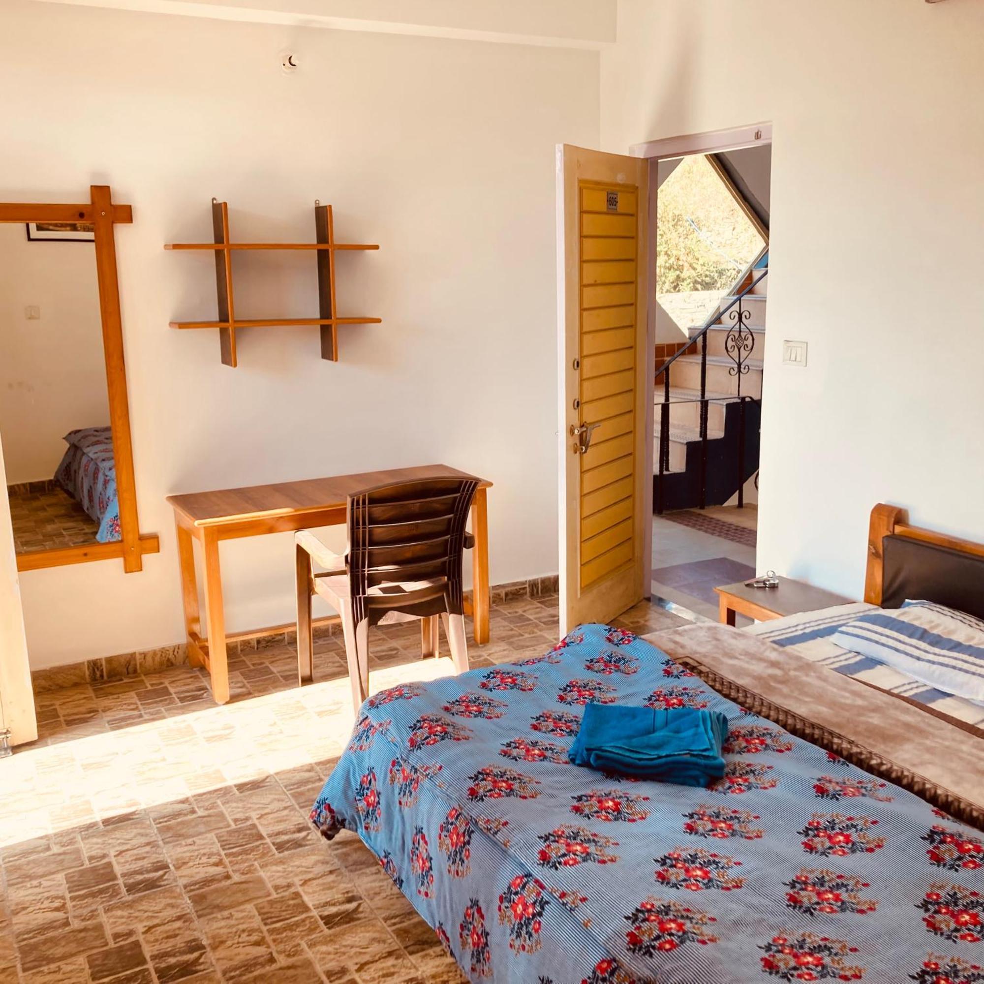 Oasis Guest House Bhagsu D'Shala Dharamsala Zewnętrze zdjęcie