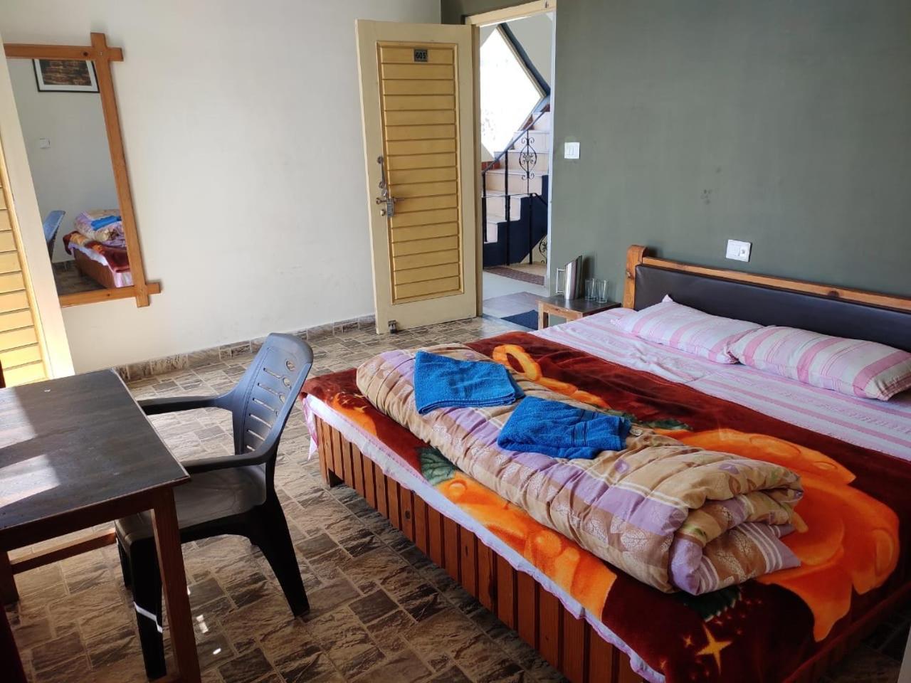 Oasis Guest House Bhagsu D'Shala Dharamsala Zewnętrze zdjęcie