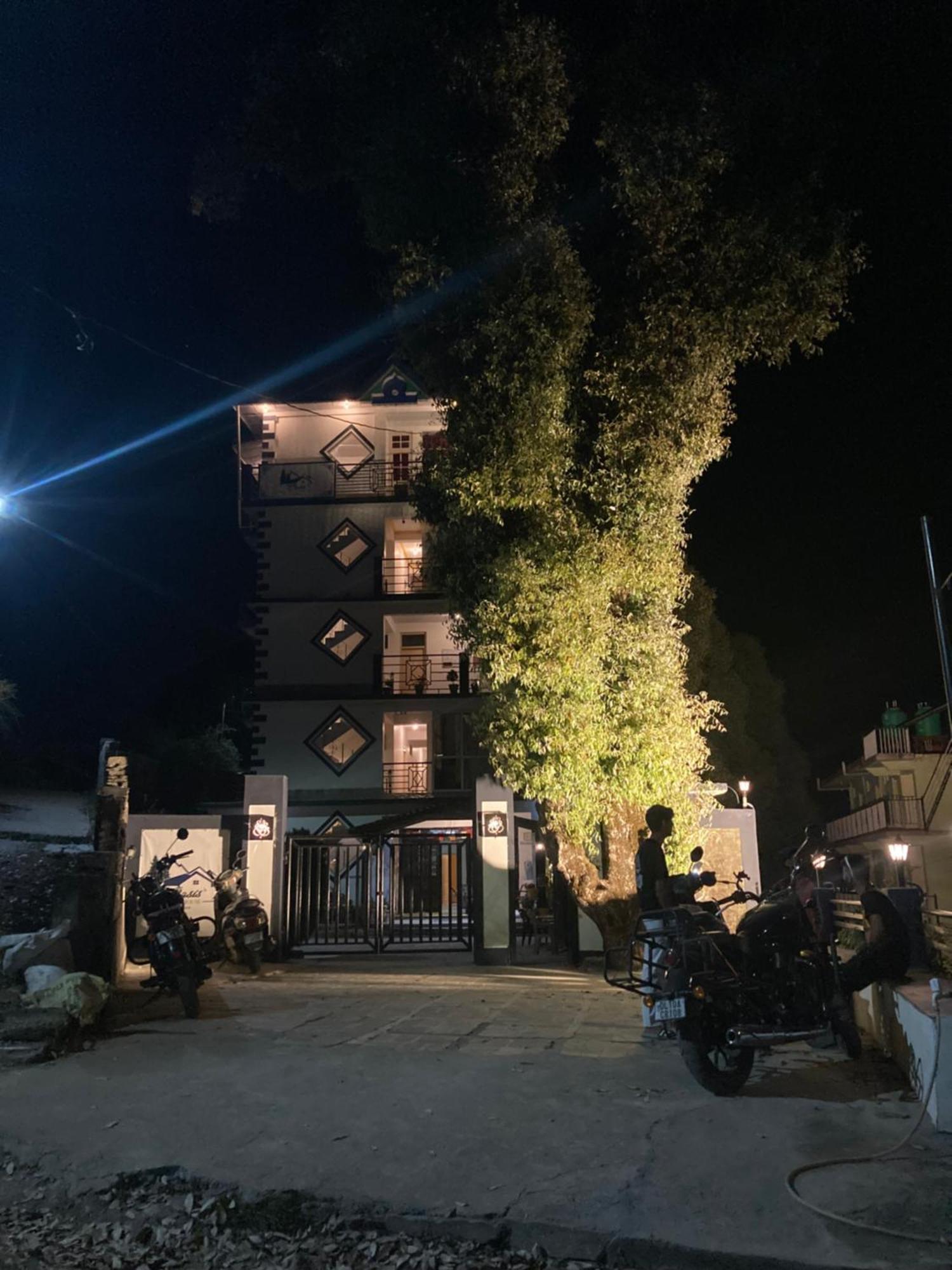 Oasis Guest House Bhagsu D'Shala Dharamsala Zewnętrze zdjęcie